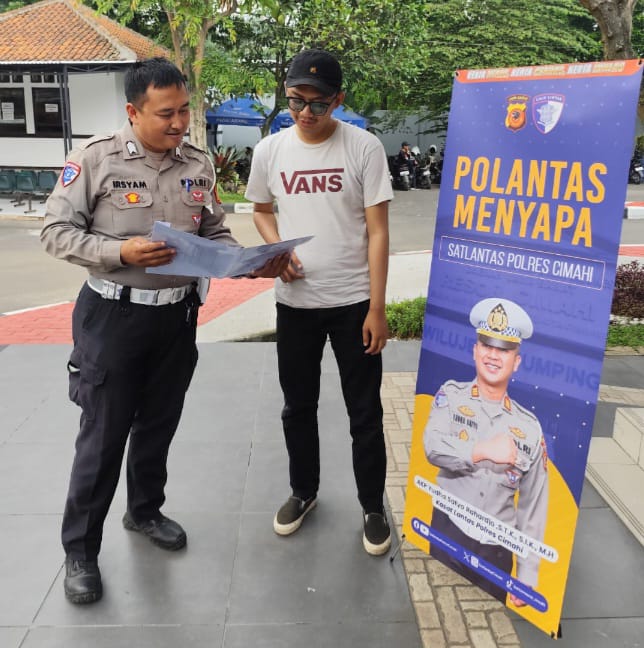 Polantas Menyapa Samsat Cimareme. (Istimewa)