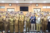 Walikota Cimahi, Ngatiyana Bersama Sejumlah Jajaran PNS Di Lingkungan Pemerintahan Kota Cimahi. (Diskominfo Kota Cimahi)