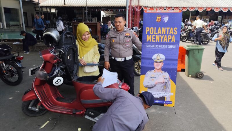 Polantas Menyapa di Samsat Cimareme