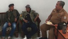 Dari Kiri Ke Kanan : Pram (Sekretaris Cobra), Deddy Supriadi (Ketua Umum Cobra) dan Kepala Bidang Penataan Hukum Lingkungan, DLH Kota Cimahi, Ario Wibisono.