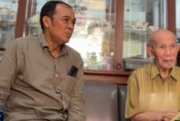 Wali Kota Cimahi, Ngatiyana Bersama Endun Mantan Staffnya Semasa Aktif Menjadi TNI AD. (Istimewa)