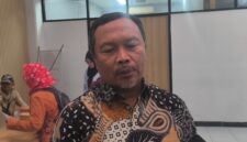 Barkah Setiawan, Ketua Harian Askot PSSI dan Anggota DPRD Kota Cimahi Fraksi Partai Gerindra. ( Foto : eri )