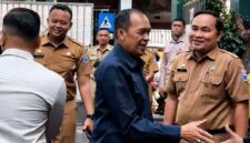 Wali Kota Cimahi, Ngatiyana Usai Melakukan Monitoring Di SDN Cimahi Mandiri 5. (Eri)